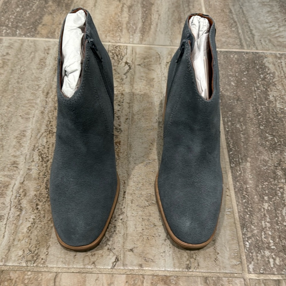 NWT Lucky Brand Pellyon Western Ankle boots Size 6.5